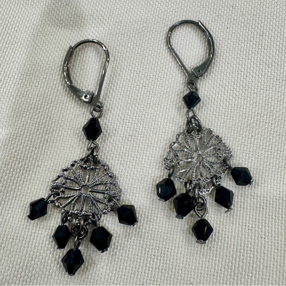 Vintage Black and Silver Dangle Earrings